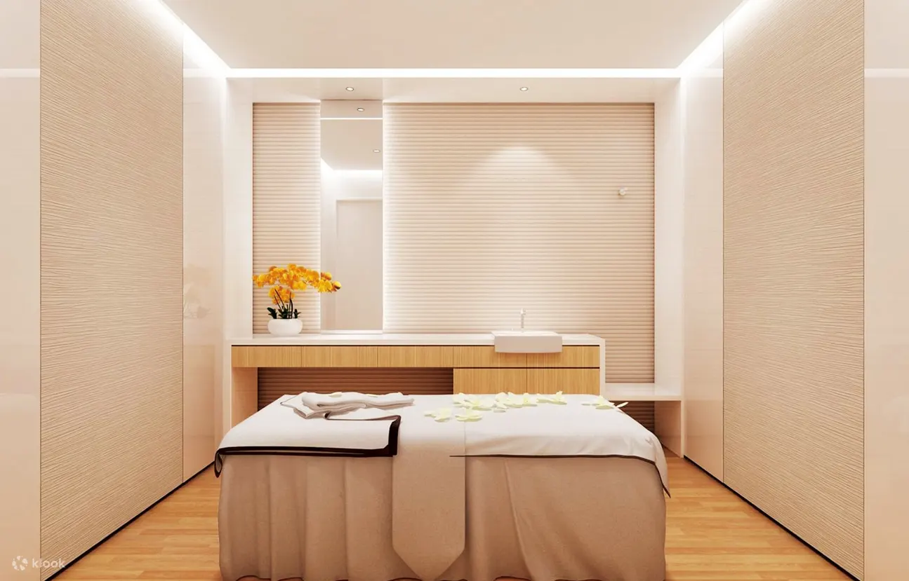 Spa Treatment at Glycel Skin Spa in Hong Kong